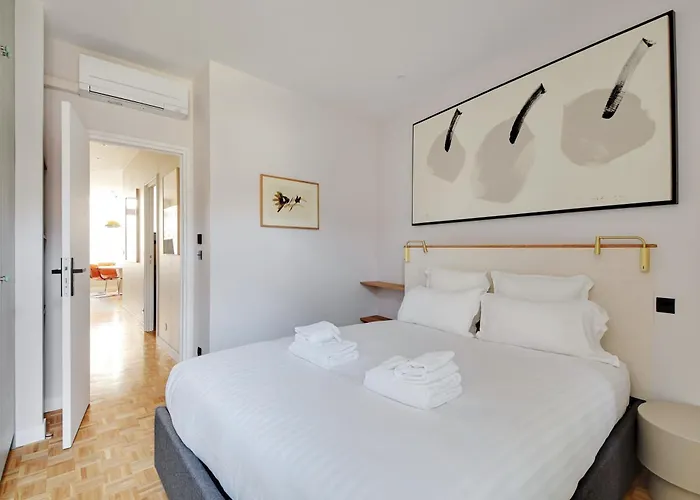 Pick A Flat's In Monmartre - Rue Etex * Paris