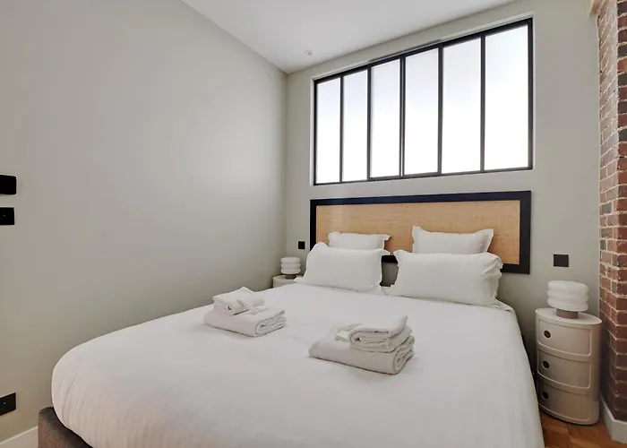 Pick A Flat's In Monmartre - Rue Etex * Paris